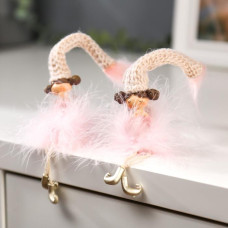 Сувенир Ангелочек-стесняшка в розовой пуховой юбке 18х3,5х4 см